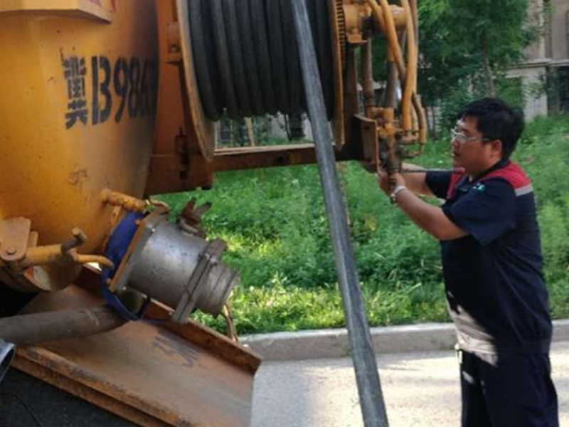 嘉善专业管道疏通、抽粪、高压清洗、改装上下水管